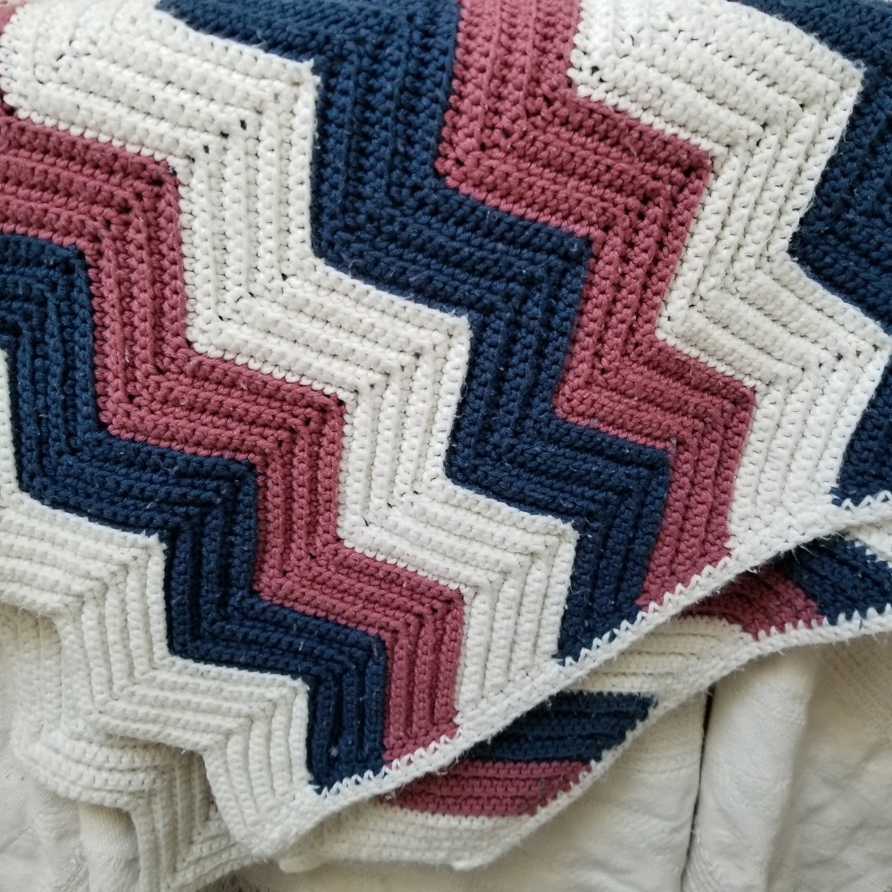 Vintage 1980s Handmade Knitted Blanket